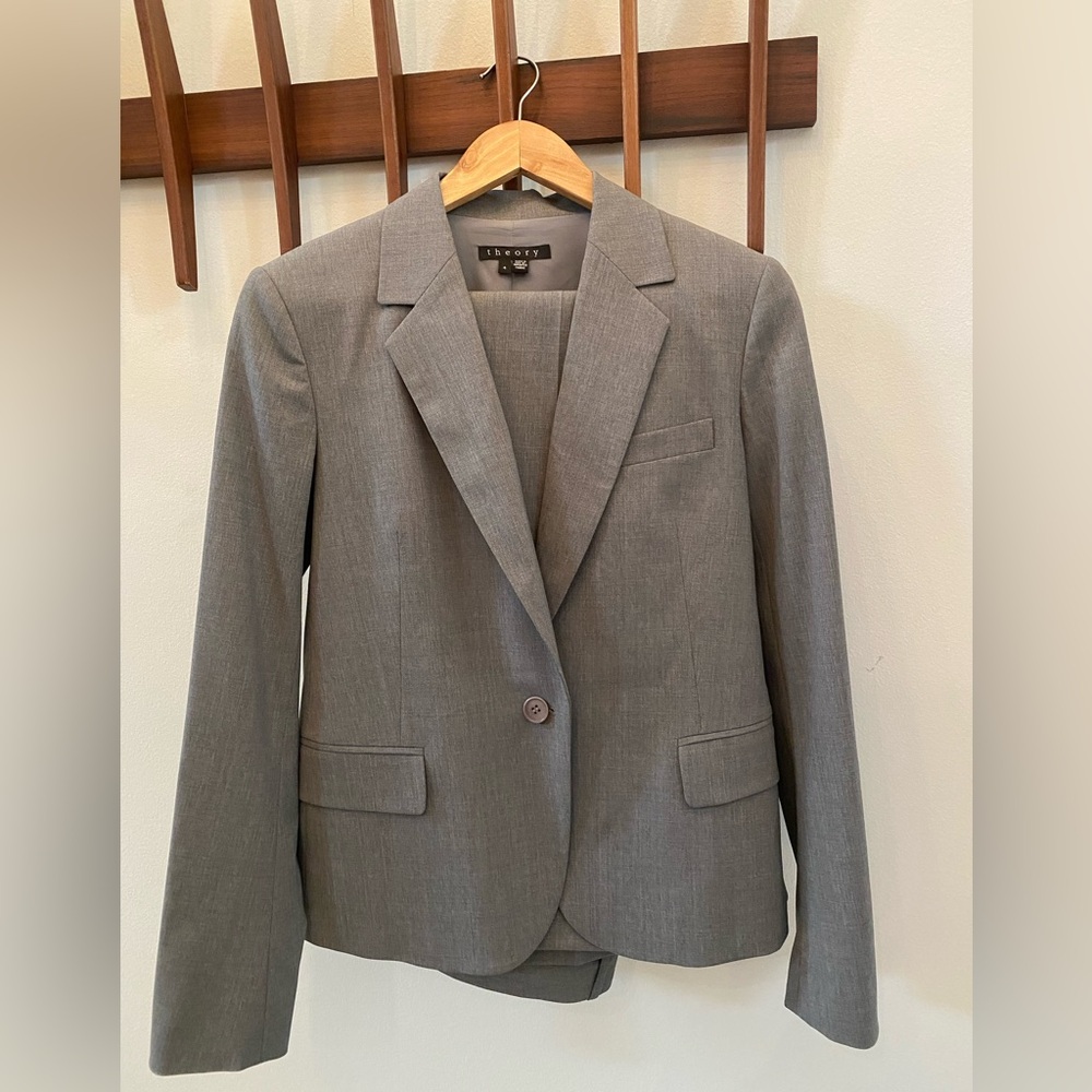 Theory Light Grey Suit Jacket and Trousers Size 4 Made in USA
